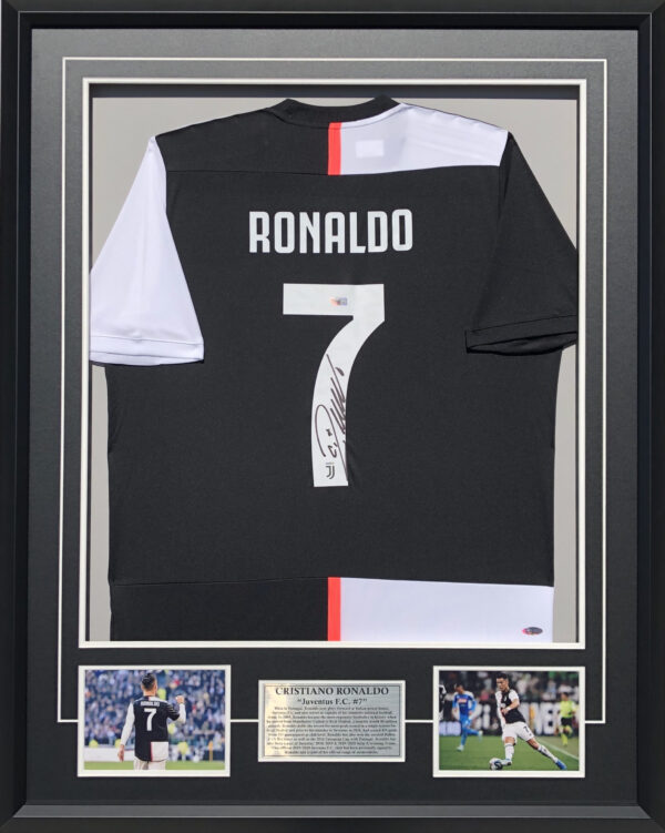 Cristian Ronaldo Signed Soccer Memorabilia Juventus F.C
