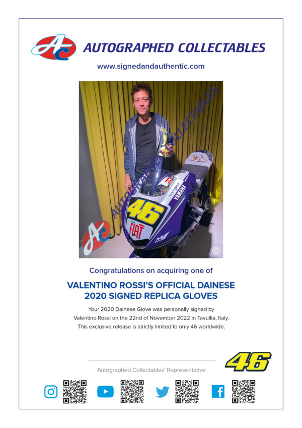 Valentino Rossi signed MotoGP Dainese Yamaha gloves memorabilia