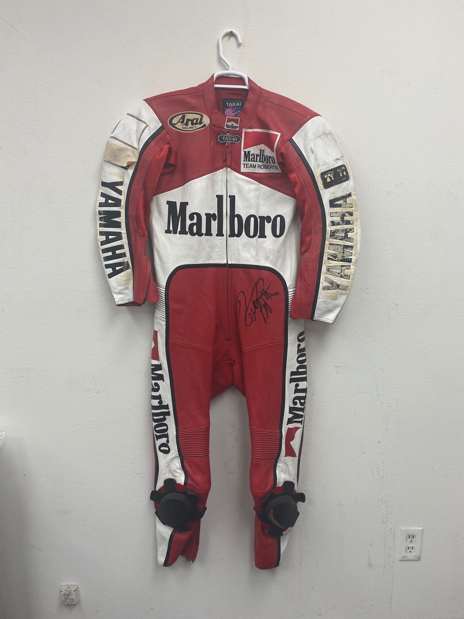 Kenny Roberts Snr Worn Takai Marlboro Leathers - Autographed Collectables