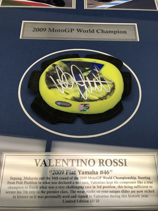 rossi 2009 knee slider close up