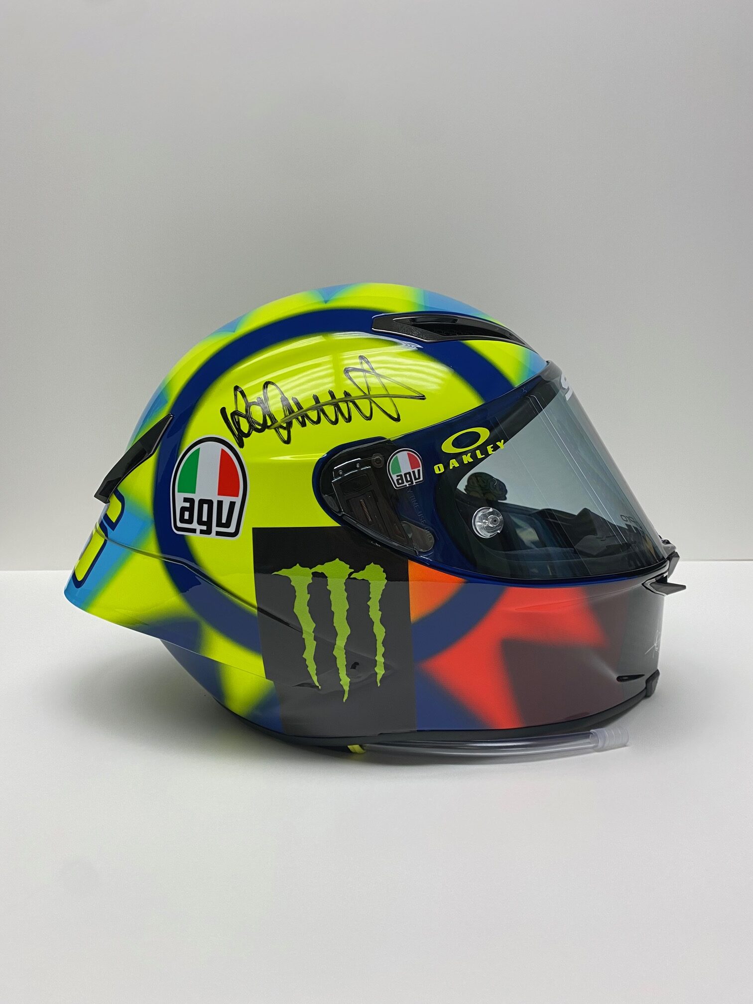 ebbe tidevand Ambient sløjfe Valentino Rossi 2021 SIGNED Sole Luna Helmet - Autographed Collectables