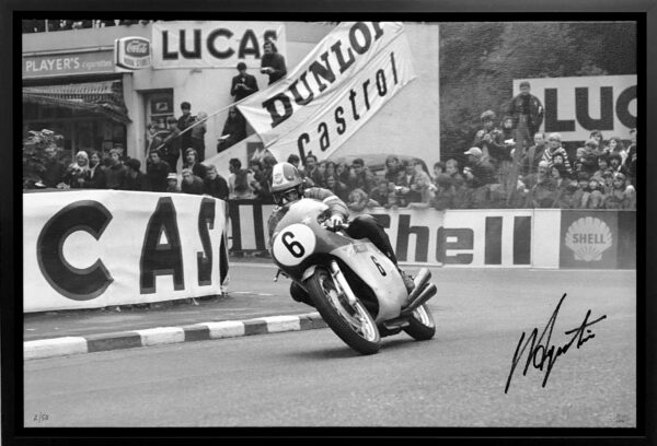 Giacomo Agostini 1971 Isle of Man TT Signed Memorabilia