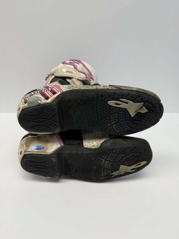 Nicky Hayden 2007 Worn Assen Boots - Image 4